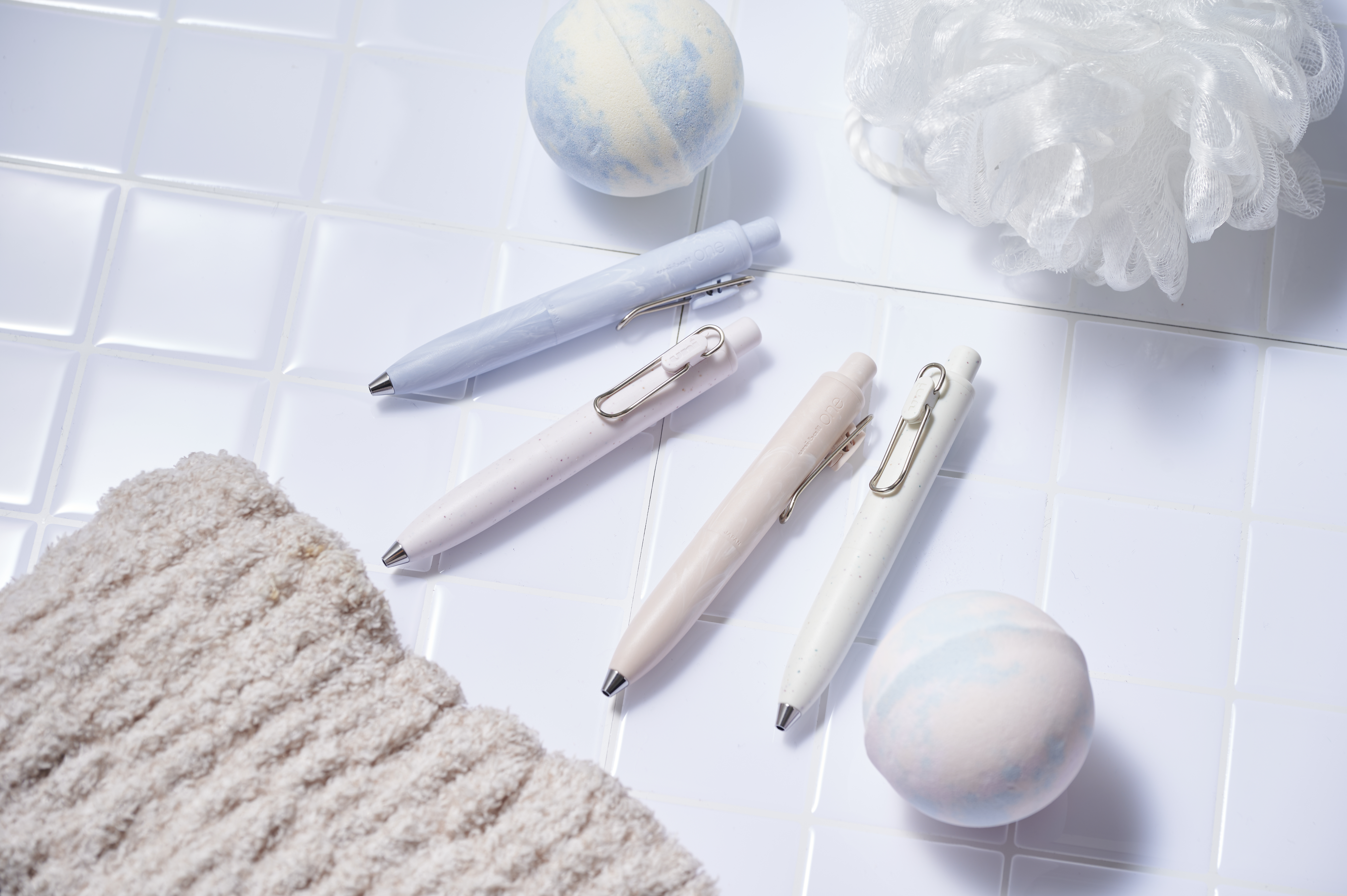 uni-ball one P バスボムカラー』＜一部数量限定＞発売｜プレスルーム